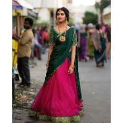 South Indian Actress Meenakshi Govindharajan Half Saree fashion